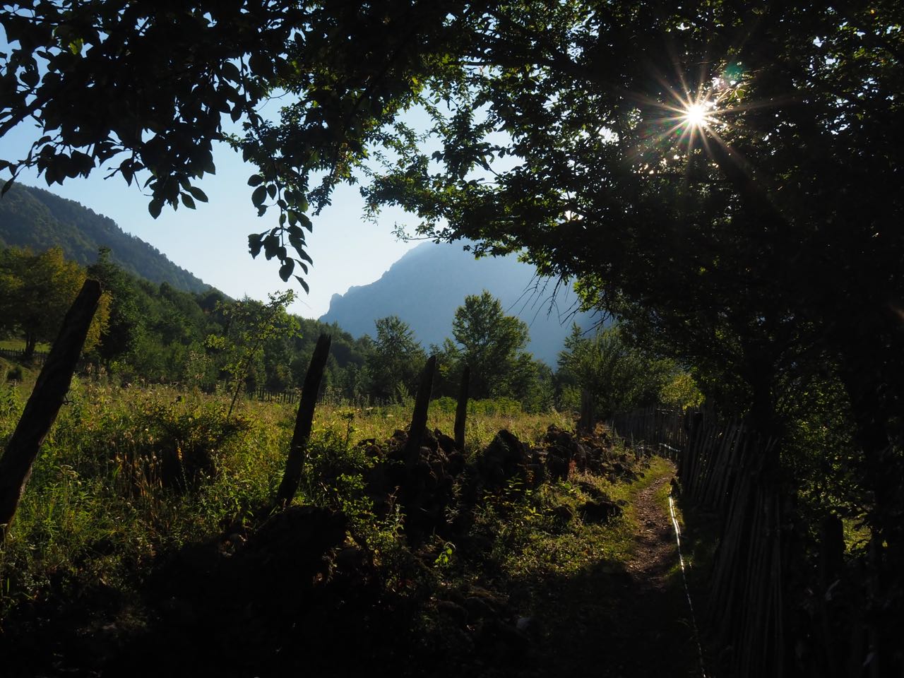 valbone-theth-carmentom